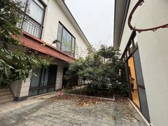 江门鹤山市中山路急租十里方圆月岛别墅 豪装五房 带大露台 空气清新 拎包入住出租房源真实图片
