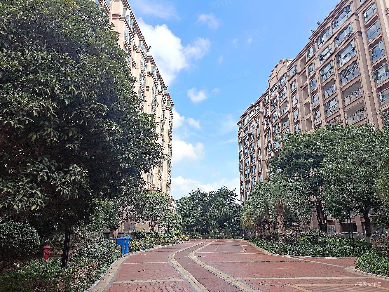 双河湾博雅苑优选小高层洋房小区中间位置证满二年价格真实