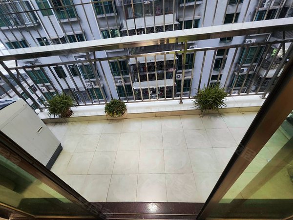 深圳宝安沙井田园居田园居三房全齐出租,紧邻地铁12号线,沙井外环高速