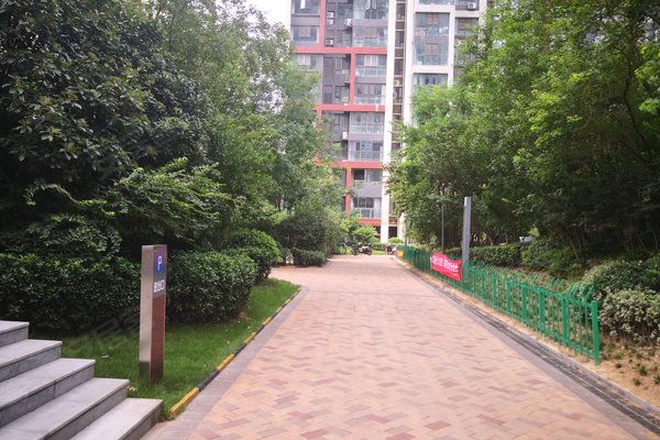 美景鸿城(三期鸿福)周边房产中介经纪人评价-郑州安居客