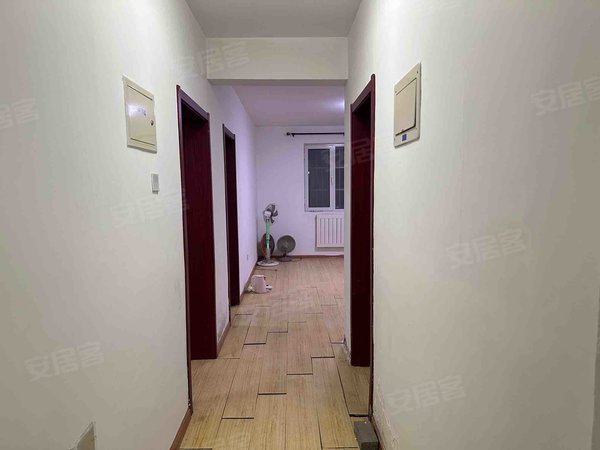 天津北辰瑞景街秋瑞家园秋瑞家园 2室1厅1卫 2200.0元 电梯房 82.