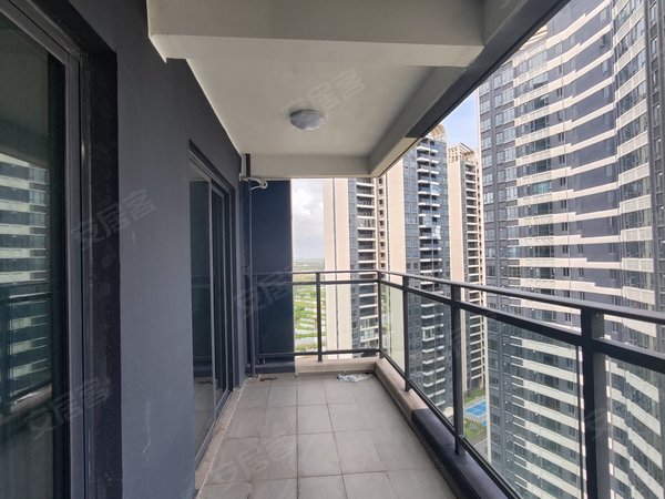 珠海高栏港区平沙方圆月岛首府方圆月岛首府 3室2厅2卫  电梯房 精