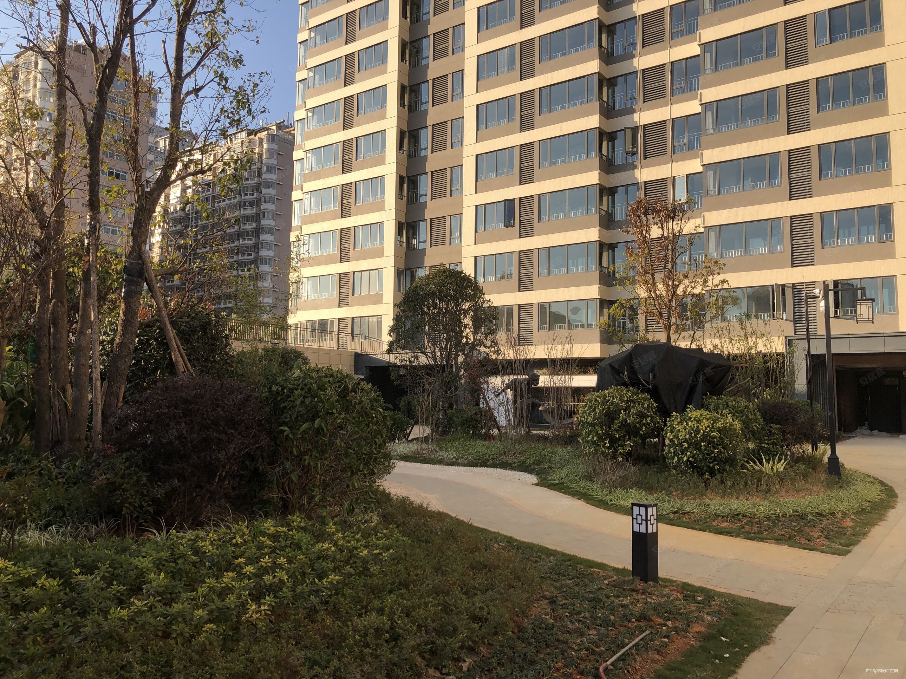 新景永年天墅4室2厅2卫118㎡南北152万