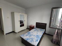 华奥二医院 京润现代城 俩居室 简单家具电梯中层
