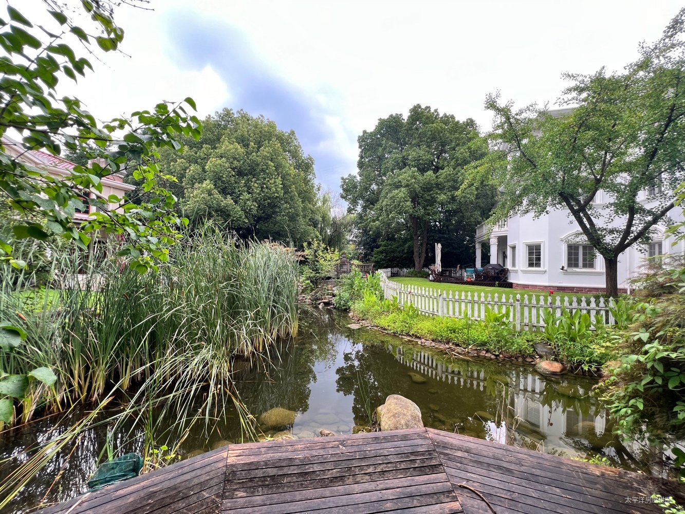 西郊九溪十八岛6室3厅5卫435.31㎡南北4560万