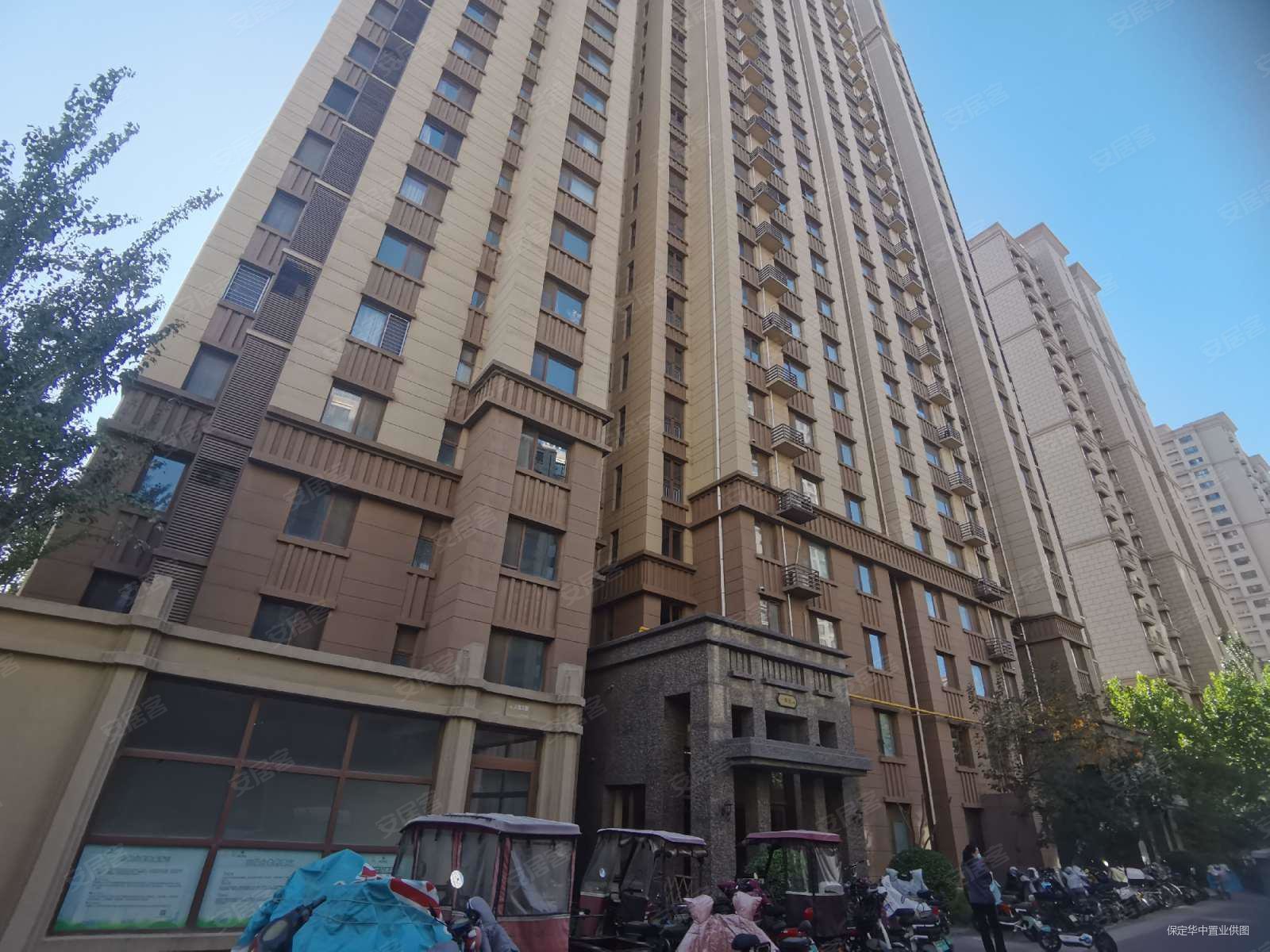 保定房产网>保定二手房>莲池二手房>新保师附小二手房>卓正丽景蓝湾(c