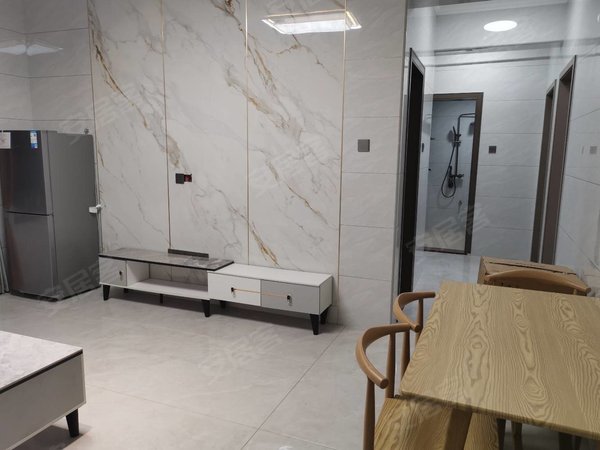 泉州晋江世茂御龙湾嘉豪御景嘉豪御景 全新精装3房2000 拎包入住 晋江