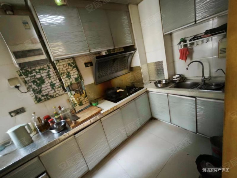 精装好房 刚需两居 商品房 朝南 楼龄新 明厨明卫 抢手户型,金色家园
