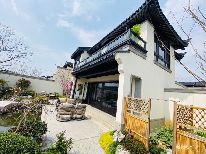 蓝城春风十里 201平花园 豪华装修 东边套中式类独栋养生墅