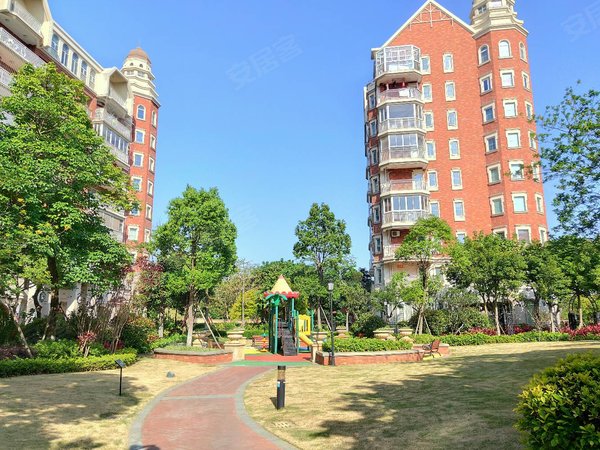 泉州丰泽云鹿路宝珊花园宝珊花园洋房240平精装修4大房 拎包入住出租