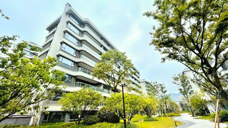 呈贡市政府旁 中国铁建山语 大平层,中国铁建山语桃源二手房,260万,4