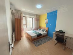 临沂兰山人民广场华前城市广场 近百脑汇丨可短租 押一付一丨精装修 独立卫浴出租房源真实图片