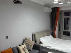 通化东昌万达广场滑雪可短租，江南小镇，电梯4楼，40平，有空调，1500包取出租房源真实图片