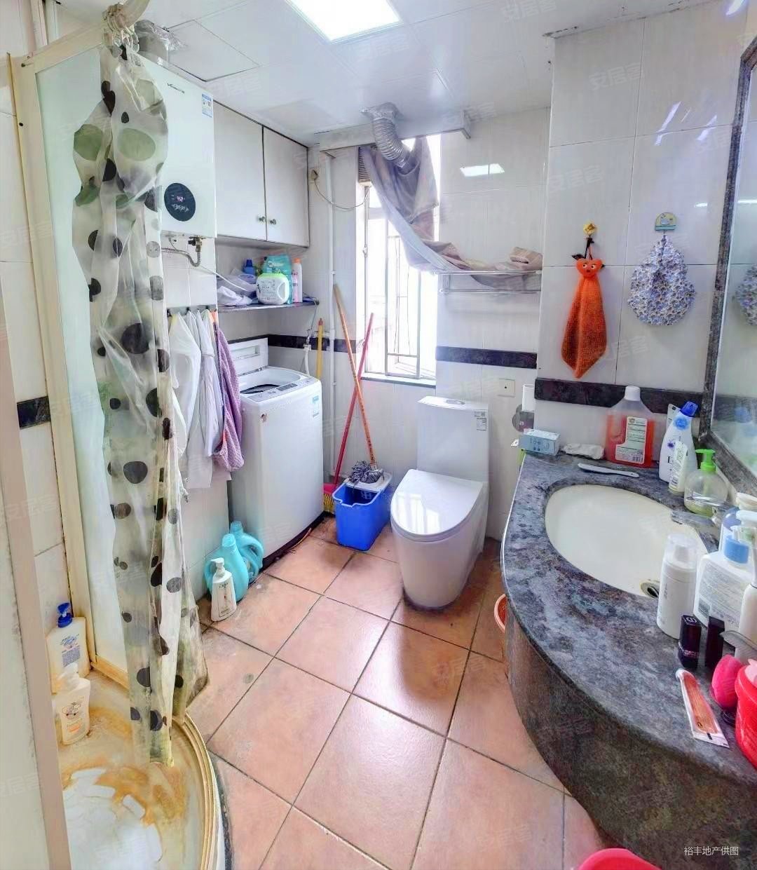 西雅苑(天河) 商圈成熟 高楼层采光充足 近地铁 电梯