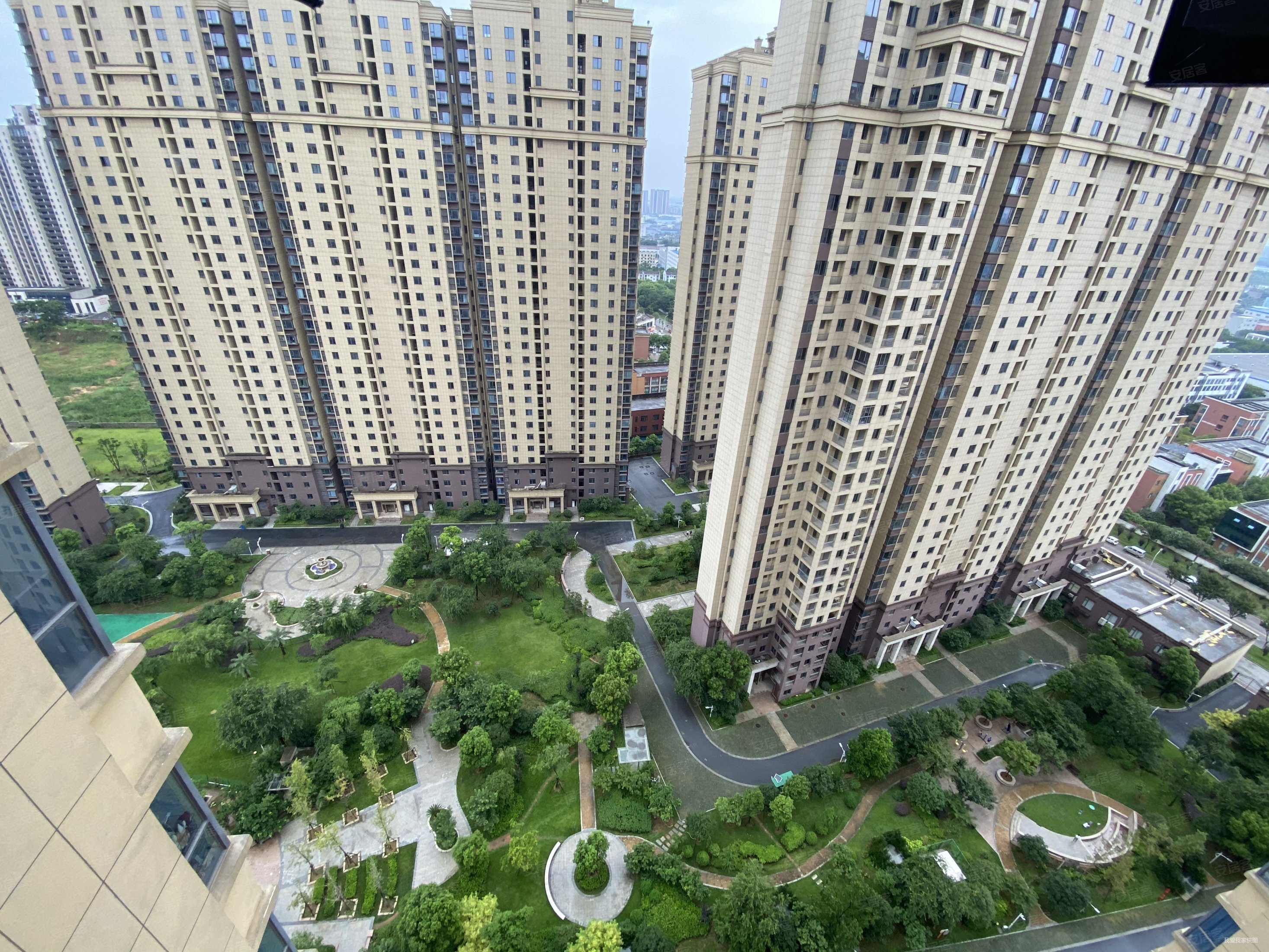 汇仁阳光花园3室2厅1卫97.48㎡南北90万