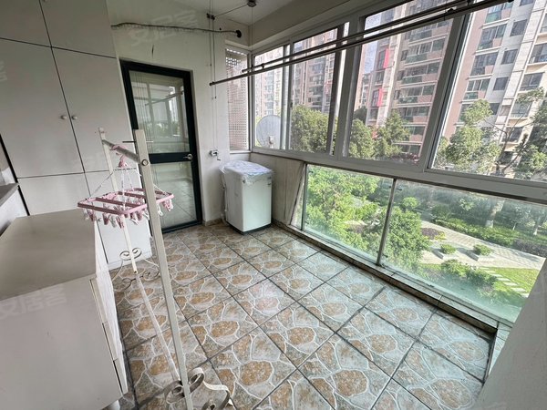 【多图】高尔夫花园,湖西租房,看中可大谈!