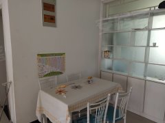 泰威东方港湾，两室两厅一厨一卫，简单装修，干净卫生，家电齐全