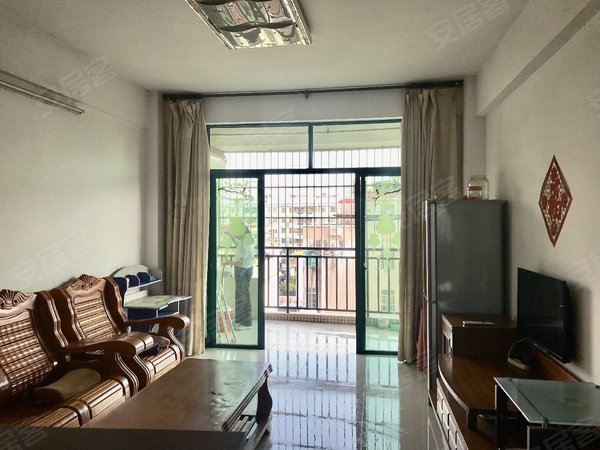 河源源城源城城区名仕春天名仕春天花园 2房带家私电器 只要800元出租