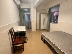 深圳龙华油松龙华富士康，第二住宅，瓦窑排电梯单间拎包入住一房两房都有出租房源真实图片