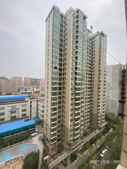 凯瑞品质丨612旁丨君临华府丨出国发展丨中间楼层丨有