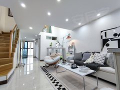 上海嘉定安亭漂亮两房 大落地窗 近地铁口现代简约风格 水电民用 付一押一出租房源真实图片