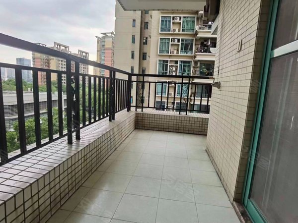 广州天河珠江新城东南国花园南国花园安静住家精装四房 户型方正 南北