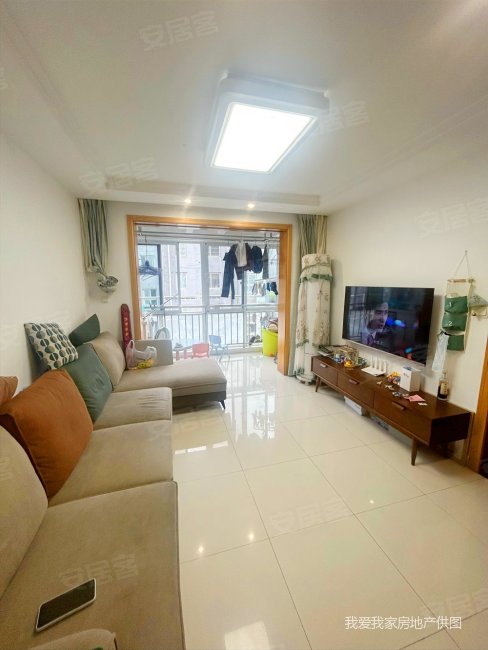 惠丰花园二区多层三房两厅一卫品质新装带车库