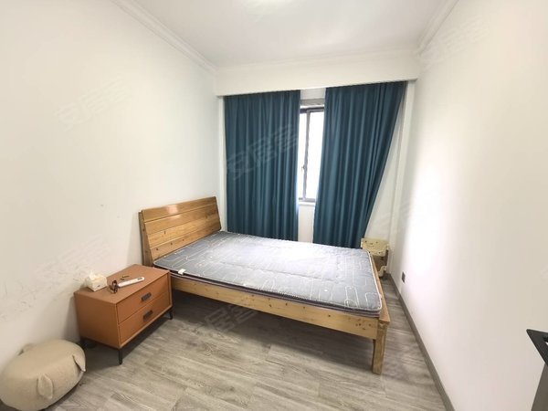 金华东阳横店南江名郡南江名郡三室两厅两卫精装修，视野开阔，配套齐全出租房源真实图片