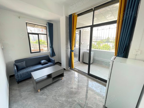 深圳南山大学城丽岛花园靠近地铁200米 精装一房一带大阳台 采光通风