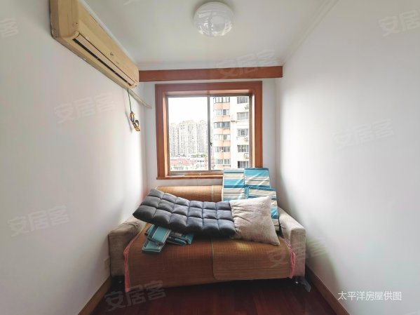 祥安公寓2室2厅1卫82.52㎡南北650万