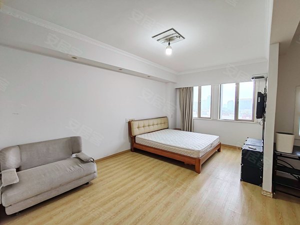 嘉兴海宁海宁市区西山一品商务中心西山一品单身公寓1500元出租房源