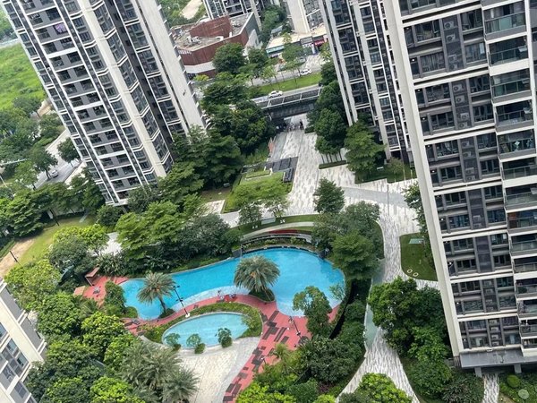 广州南沙榄核保利星海小镇新收到保利星海小镇南向三房出租 定制家具