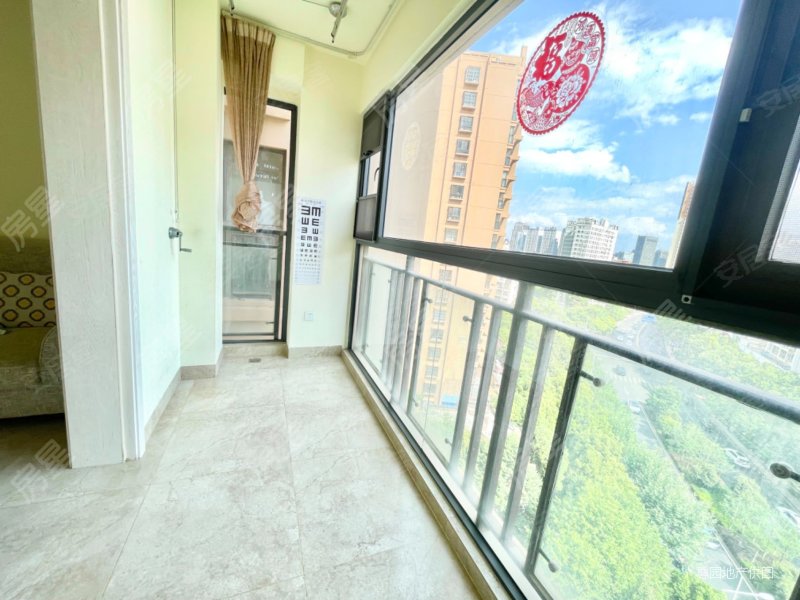 出行方便 商品房 满五 环境优美 双卫格局 商业配套齐全,中天花园二手