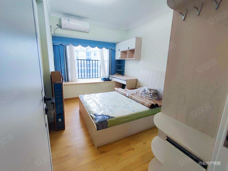 花曼丽舍精装大三房,南北通通透,装修豪华