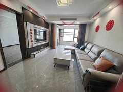 急租金鹰南苑2室精装修2300一个月拎包入住随时看房