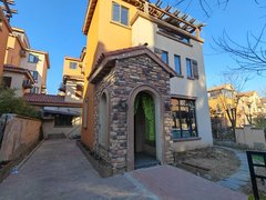 固安孔雀城孔雀大道独栋！独门独院 大花园 可办工 地下双车库出租房源真实图片