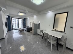 温岭温岭市区五龙山旭东佳园两室有两卫独门独户南北通幅度可聊民用水电带阳台通燃气出租房源真实图片