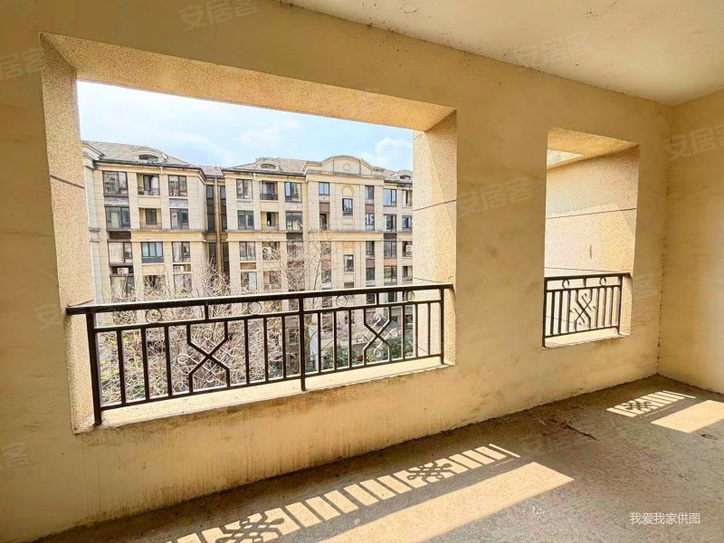 花园洋房华润橡府近医院交通便捷精装修双卫生间