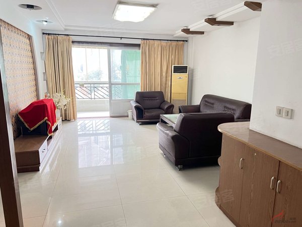 镇江丹阳丹阳开发区凤翔花园城吾悦旁 凤翔花园 3室2卫 好楼层 精装修