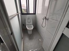 泰州姜堰三水区政府附近  精装一室一厅一卫  交通方便  拎包入住出租房源真实图片