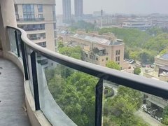 温州平阳郑楼万全悦景豪园电梯房4室二厅两卫拎包入住2.4万出租房源真实图片