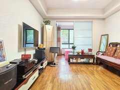 上海闵行浦江8号线,近地铁,双两房,可押一付一,精装修,有钥匙,房东诚意出租房源真实图片