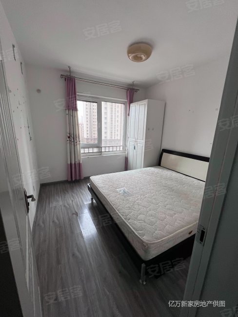 合盈园南北通透商业配套成熟满集中供暖小三居