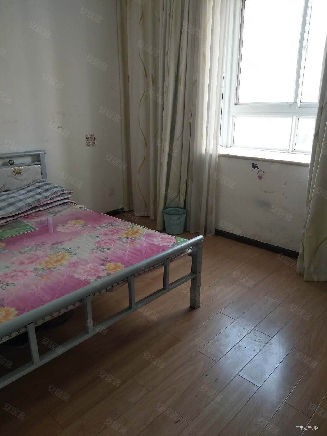 文苑雅居 单价4千多大平层4房精装修