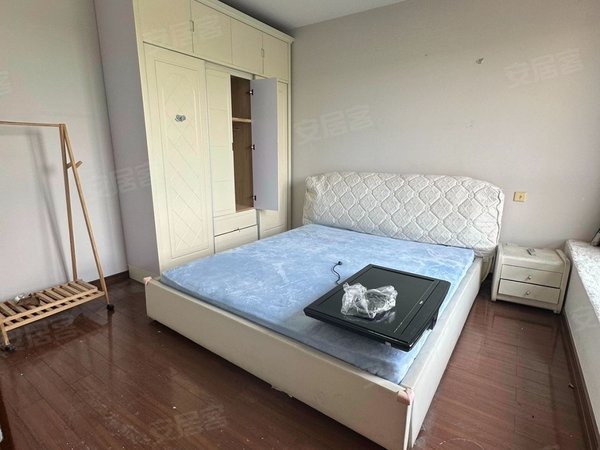 【多图】万科尚景苑(东区公寓住宅),重固租房,品质小区,精装修大两房