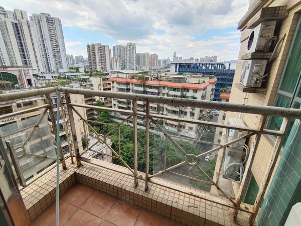 广州海珠滨江东海印南苑超大飘窗主卧 海印南苑 2室2厅 电梯 75平