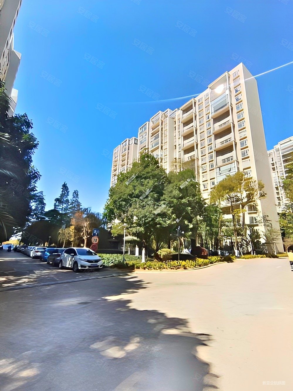 天润康园北区4室2厅2卫141.68㎡南北100万