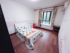 南京鼓楼龙江急租三楼主卧独卫 苏宁清江广场环球商贸 吾悦广场 清凉门大街出租房源真实图片