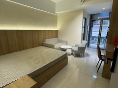 深圳宝安西乡1号线坪洲地铁阳台单间近大仟里方便停车自建房押一付一可养宠物出租房源真实图片