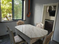 湖州长兴雉城街道教育局对面，城中心，城北小区，精装修，拎包入住，配套齐全出租房源真实图片